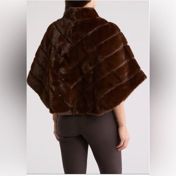 NWT - La Fiorentina - Faux Fur Capelet - Picture 2 of 3